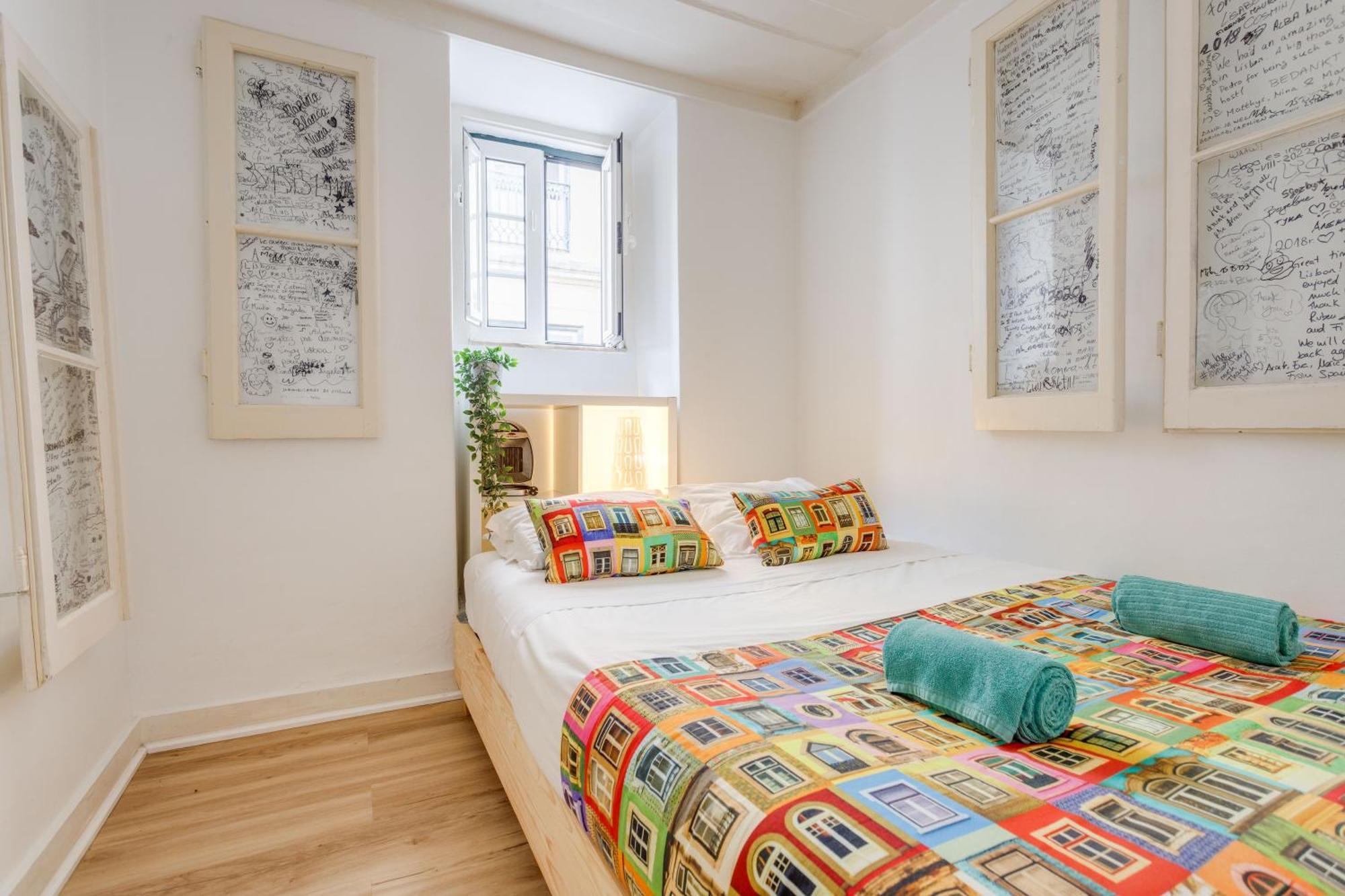 Bairro Alto Window - Cozy Spot In A Buzzing Locale Апартаменты *